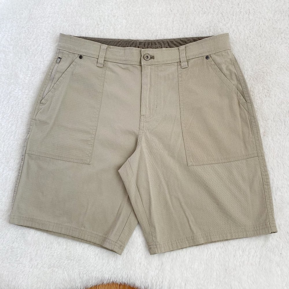 Weatherproof Men's Shorts with Phone Pocket, Zip Pocket, Size 34/Ins 9", Cream